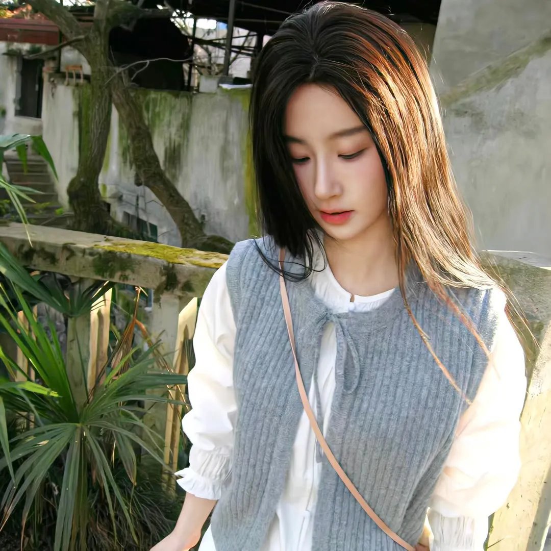我想变成鸟,所以跳起来